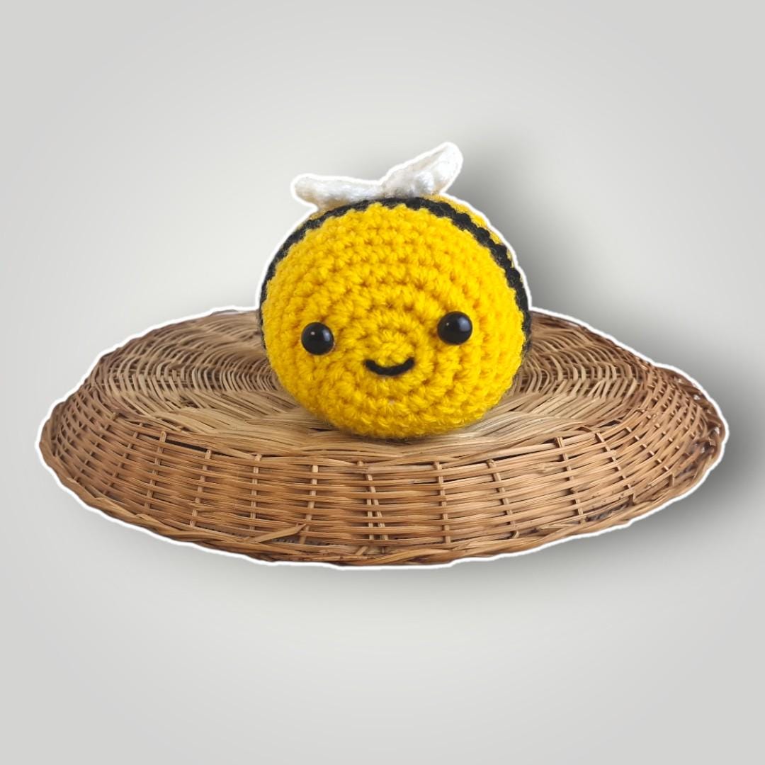 il_fullxfull.7715945029_2mvh.jpg Crochet Bumble Bee Plush – Handmade Bee Amigurumi, Cute Decorative Plush, Small Crochet Gift - Lina And Stitches