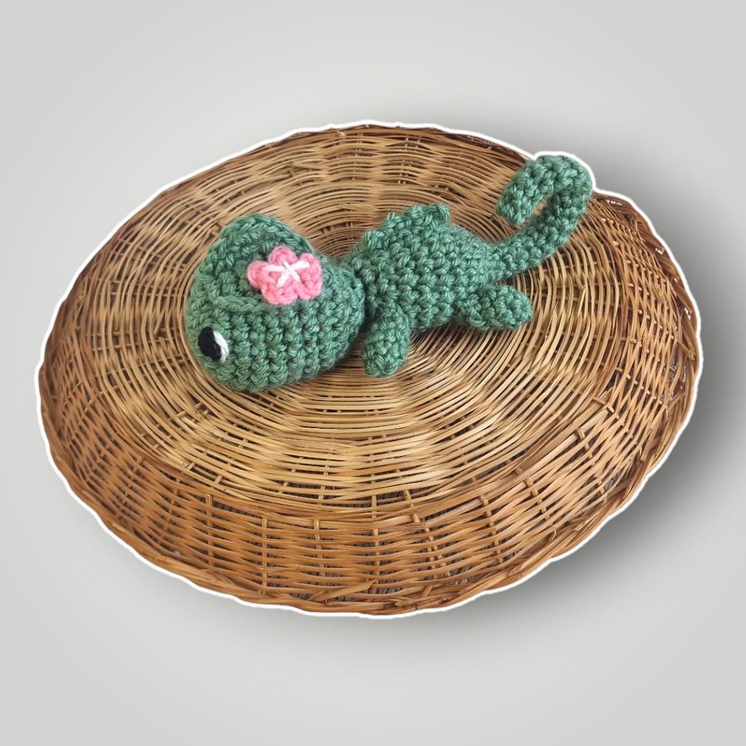 Handmade Crochet Chameleon Plush – Cute Amigurumi Lizard, Small Crochet Decor - Lina And Stitches
