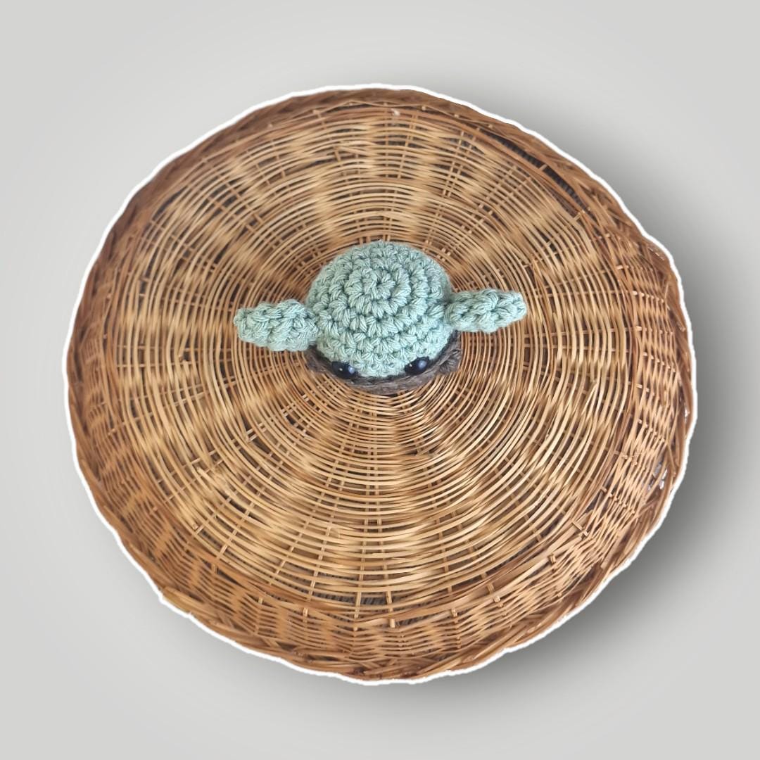 il_fullxfull.7758692418_fekv.jpg Handmade Baby Alien Amigurumi | Cute Crochet Alien Plush | Small Alien Figure | Ready to Ship - Lina And Stitches